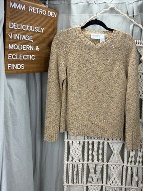 Liz Claiborne Speckled Marled Tan V-Neck Sweater | Medium